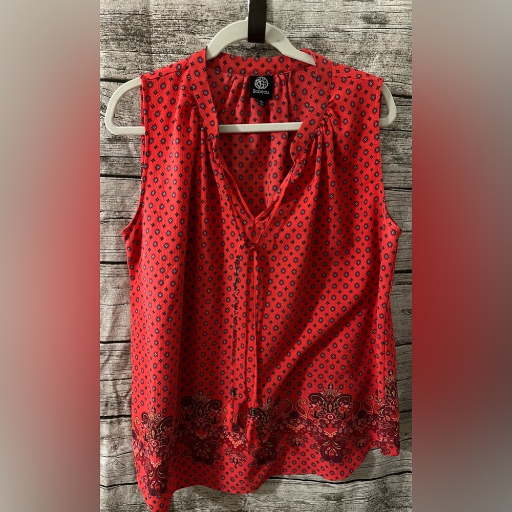 Bobeau coral sleeveless blouse.